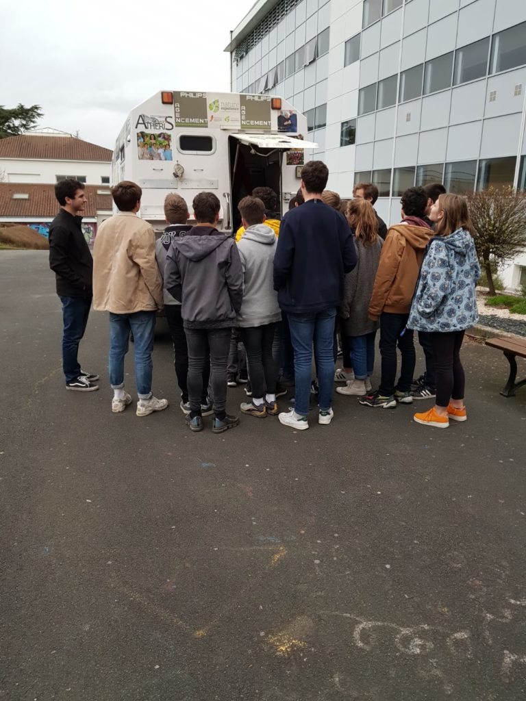 Intervention au lycée Maurice Genevoix de Bressuire 79 Voyage